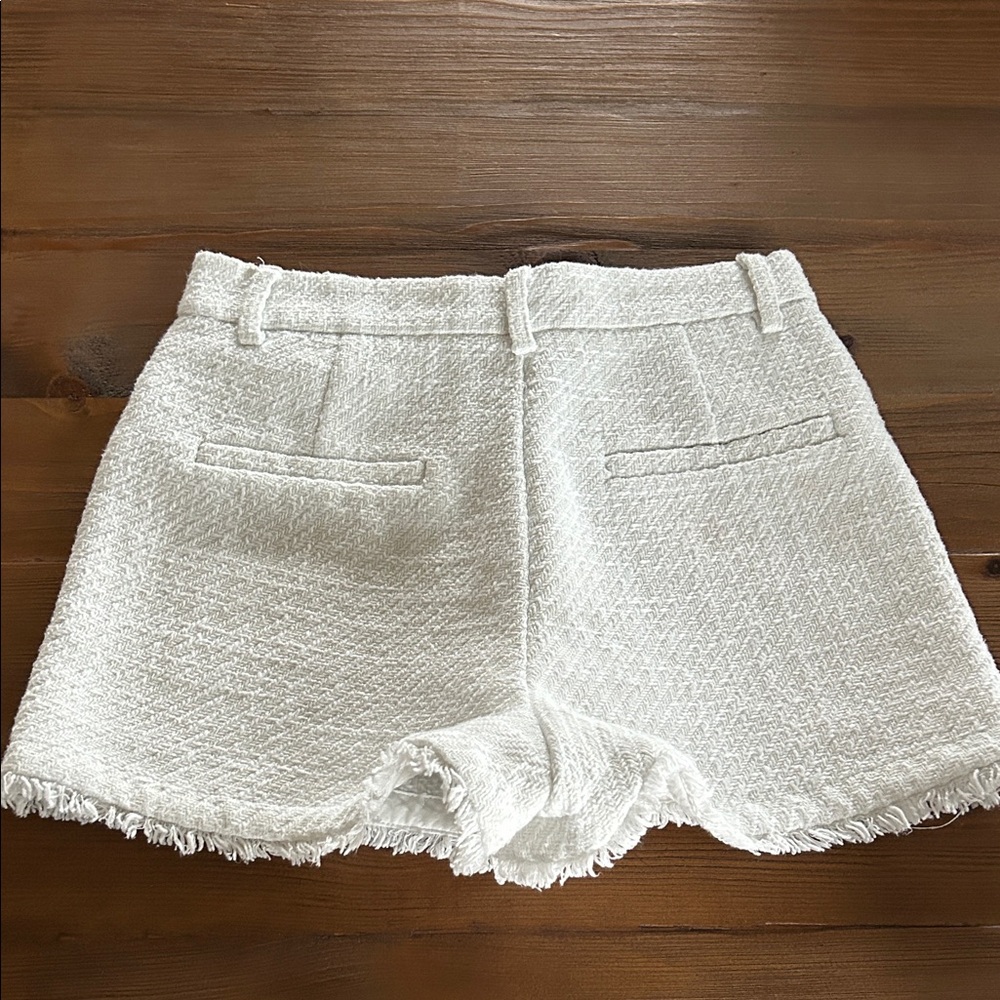 Zara Patterned Frayed Hem Shorts - Picture 4 of 4